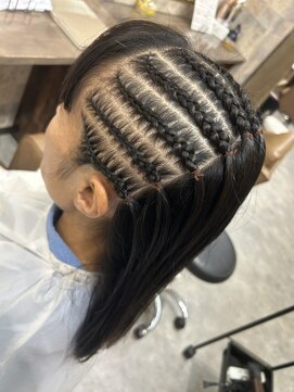 アーフィー 千葉(Arphy) コーンロウ