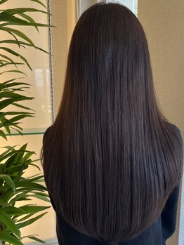 髪質やクセを見極め、最適な施術をご提案！ダメージを最小限に抑え、自然なストレートを叶えます♪