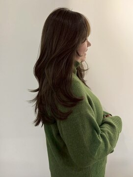 ビューズ(VIEWS) ロングレイヤーカットばれないハイライトパリジェンヌヘア