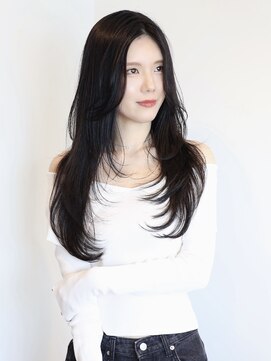 アテナ(ATENA) 縮毛矯正と高めのレイヤーカットで動きたっぷり♪【中嶋翔也】
