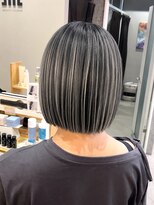 ジルヘアービカミ(Jill hair bikami) シャドールーツ