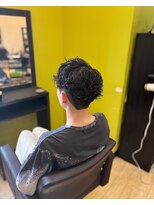 ケリーズグリーン(Kelly's Green) ツイストスパイラルパーマ