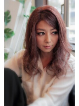 ヴィダ クリエイティブ ヘアーサロン(Vida creative hair salon) クール愛されセミディ