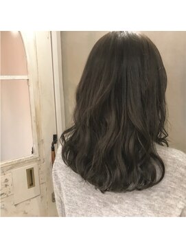 ブリック(BRICK) グレージュ