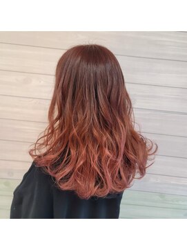 クレア(CREA) ピンググラデーション