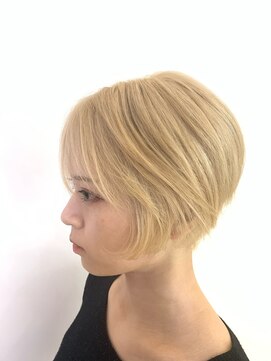 カラーワールド カンナヘアーメゾン(color world canna hair maison) ケアブリーチ＊ペールベージュシースルーマッシュ820代30代40代