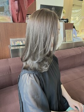 クオリス 上板橋店(QUALIS) 大人可愛い☆ツヤ髪レイヤーボブ グレージュ アッシュベージュ