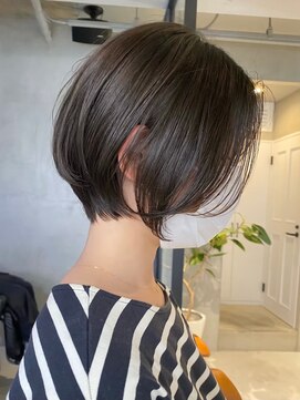 サンク 原宿 表参道(cinq) 前下がりボブミニボブナチュラルボブショートボブ20代韓国