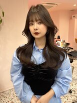 ボタン シブヤ(VOTAN SHIBUYA) 韓国ヘア/くびれヘア/前髪あり/顔まわりカット/暗め透け感カラー