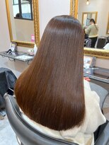 ナンバー ジルバ 立川(N° jillva)&nbsp;丸型卵形ストレートレイヤーエアリーロング美髪アッシュブラウン