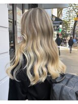 ノーム 横浜(NORM)&nbsp;バレイヤージュ(横浜駅)