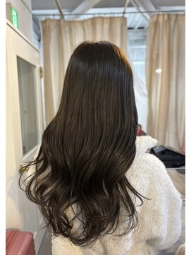 シャルム(charme) オリーブグレージュ　　艶感