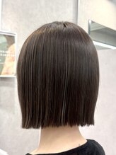 ヘアサロン ドットプラス 町田店(dot. plus)&nbsp;ぱつっとボブ×グレージュ【フジタアヤコ】