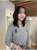 ミディアムレイヤー 透明感ベージュ ケアカラー 韓国