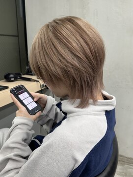 ギークス(GEEKS) 【GEEKS渋谷】シースルーマッシュ/中性ヘア/ヘーゼルベージュ