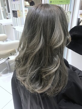 アッシュ 千歳烏山店(Ash) 外国人風グレージュ