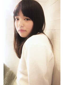 ネオリーブ チロル 横浜西口店(Neolive CiroL.) 子供っぽくなりすぎない暗髪カラー