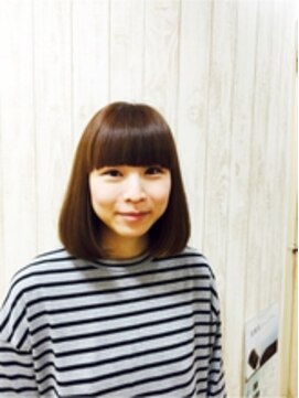 エノモト(ENOMOTO) 赤み消しカラー×ぱっつん前髪愛されボブ大人可愛い20代30代