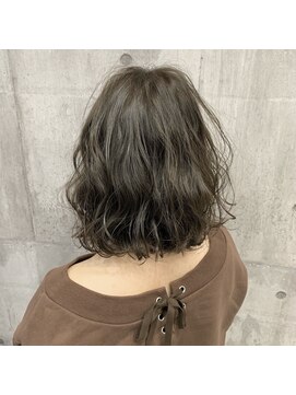 ウィチ(wichi) 【wichi】大人気ベージュカラー【橋本/橋本駅】