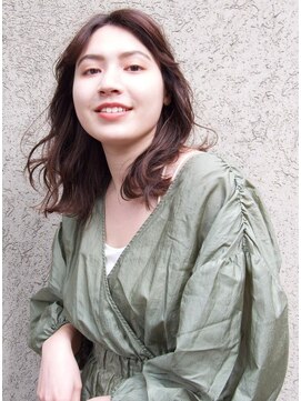 ノクターン 池袋(NOCTURNE) ニュアンスレイヤー　ロング　ナチュラルベージュ