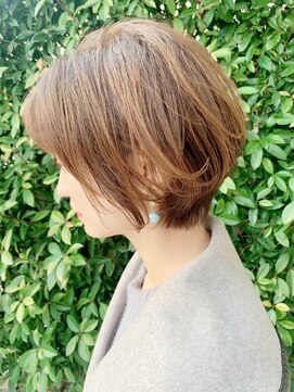 ギミック 自由が丘(gimmick) ◆似合わせカット/大人ガーリーショートボブ【ダークアッシュ】