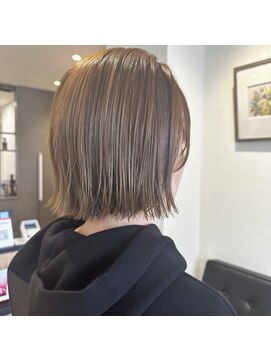 アルマヘアー(Alma hair by murasaki) ◎ミニボブのくすみベージュカラー◎
