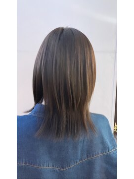 カーサインフィニテイ Hair Design caRsa INFINITY 艶感アッシュカラー