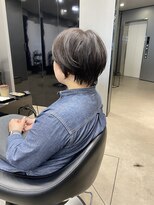 ハルキ ミナト ジャパン オオサカ(HARUKI MINATO japan OSAKA)&nbsp;40代50代小顔似合わせカットくびレイヤーエモージュ大人可愛い