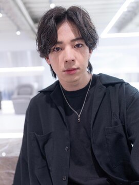 ケアリー 大日(Carelly) ビジネスショートレイヤーかき上げコンマヘアツイストパーマ