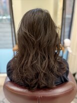 ジラ ヘアアンドメイク(girra HAIR&MAKE) 巻き髪