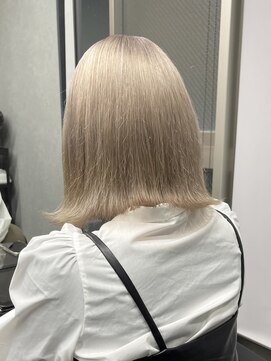 シエンゴールド(CIEN gold) ホワイトミルクティーカラー♪