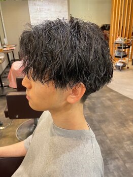 カミビト 東大阪本店(KamiBito)の写真/カジュアル～ビジネスまで、幅広い世代から支持される人気サロン＊再現性の高いスタイルをご提案します☆