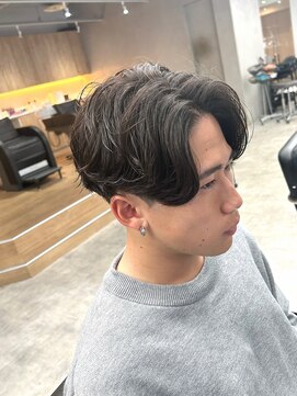 ラヴィズムバイフィフス(LUVISM by fifth) ニュアンスデザインフェザーパーマシャドウカルマパーマ/新潟