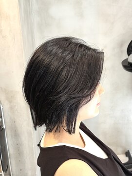 エリマ 調布(elima) 調布レディースカット毛流れレイヤー顔周りレイヤーミディアム