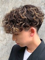 フィフス 大分(fifth) 大分プードルパーマメンズカットハイライト重めラウンドマッシュ