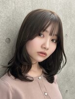 フリーラ 表参道(freera)&nbsp;ミディアムレイヤーカット 似合わせカット オリーブカラー