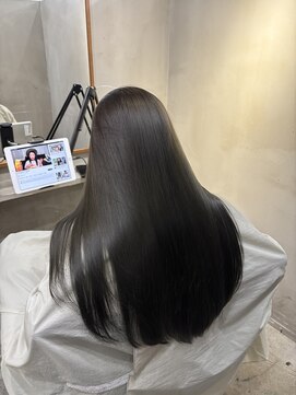 ヴォヤージュ(VOYAGE) オリーブカラー(グリーン強め)