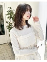 マリアバイアフロート(Maria by AFLOAT)&nbsp;大人30代ハッシュレイヤーミディアム透明感イルミナカラー