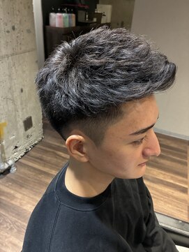 ブチメンズヘア(Buchi MEN'S HAIR) 【ビジネスマン必見】20代30代ナチュラルフェードフェザーアップ