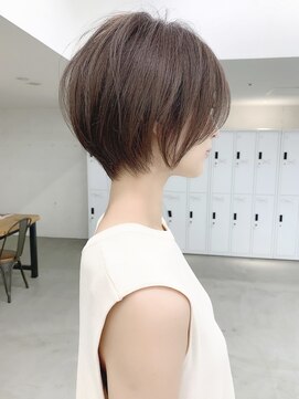 リヴ オオサカ(LIV OSAKA) 【 LIV OSAKA 】大人可愛いショートボブ＿アッシュベージュ