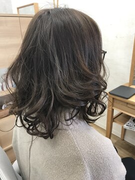 ガーベラ(gerbera) ミディアム波ウエーブ