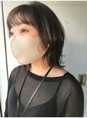 外ハネレイヤー切っぱなしボブシースルーバング黒髪暗髪就活ヘア