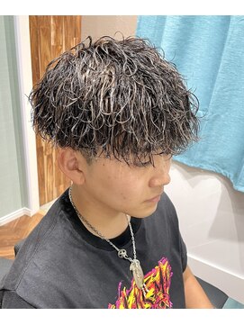 フォーコーナーズカットショップフェイビーズ 名古屋西(FourCornersCutShop favey's) 波巻きスパイラルパーマ