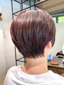 ユリイカビヨウシツ ショート