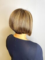 ブロッサム 東久留米店(Blossom)&nbsp;20代30代大人可愛い小顔ボブ前下がりショートハイライト