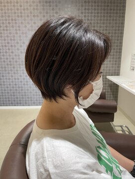 クロス(cross) ショートボブ