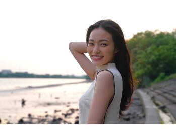 VISAGEVIF POWERED BY MONS 【ヴィサージュヴィフ パワード バイ モンス】