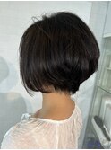 ショートボブ