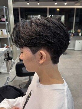 ミューバイケンジ(miu by KENJE) miu&宇都宮良太　メンズ韓国風センターパート