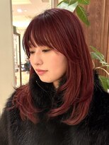 チェリーレッド ワインレッドカラー ブリーチヘア レイヤーヘア